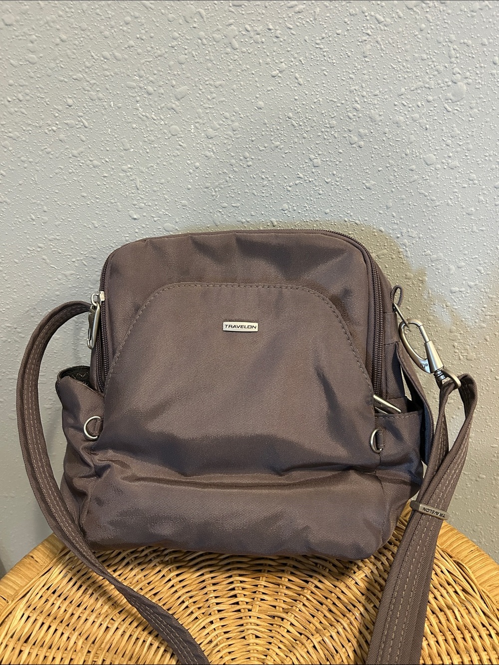 Travelon Anti-Theft Classic Travel Bag Grey